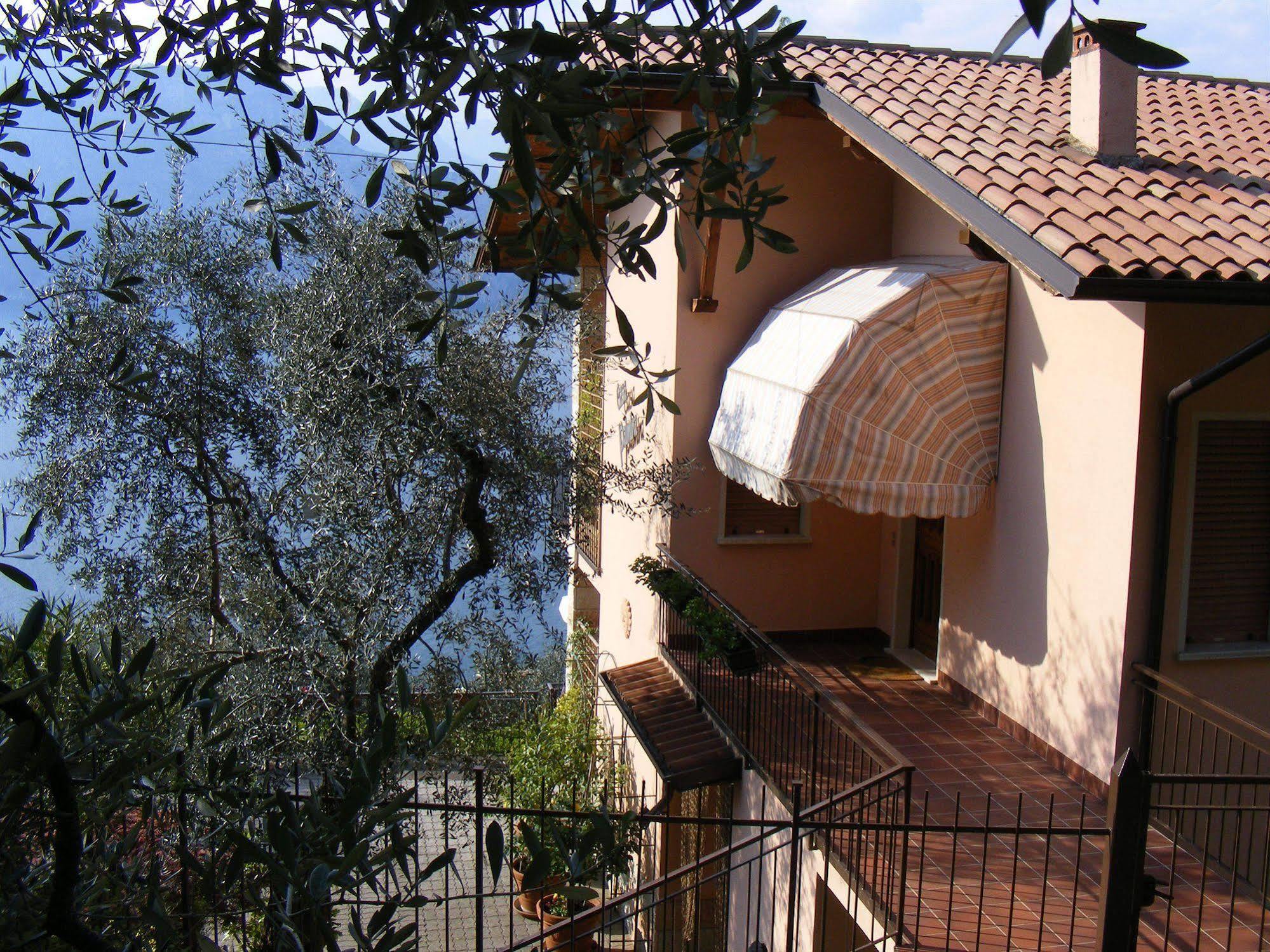 브렌조네 술 가르다 Casa Palmira 아파트 외부 사진
